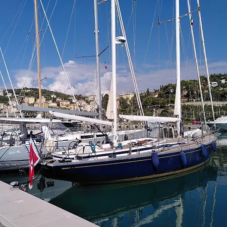 !perfect Sailboat To Relax At The Port Forum! Botel